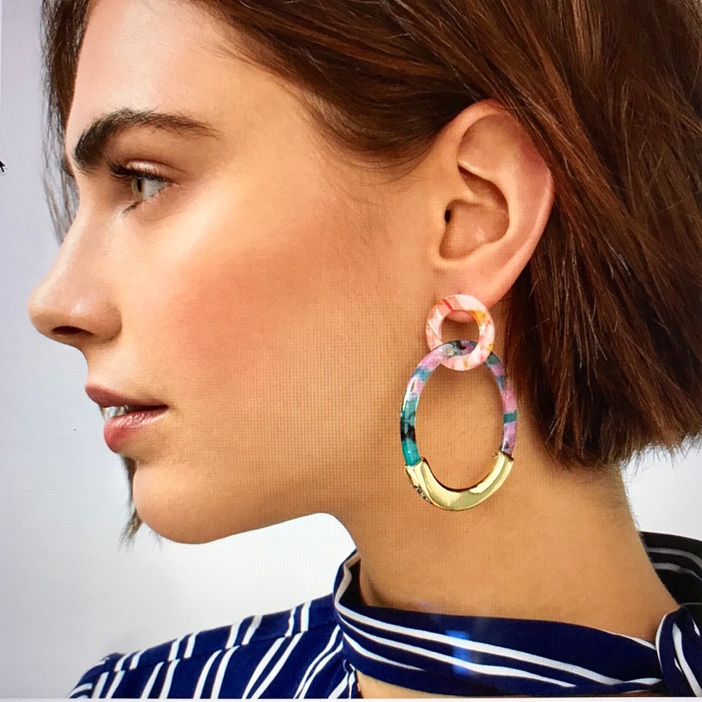 Color Your World Earrings - Picture 1 of 4